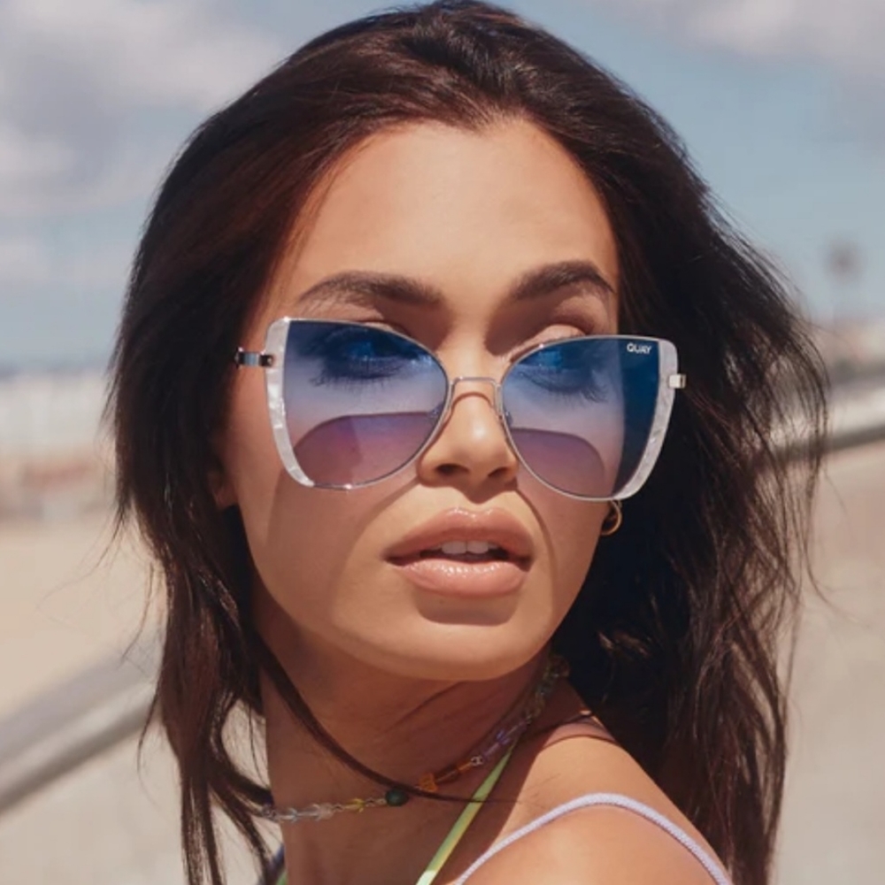 Quay Sunglasses Glow up NEW